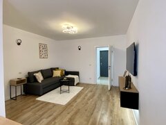 Drumul Taberei, Liceul Elena Cuza, et. 1, decomandat, bloc 1978